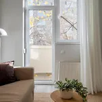 شقة Modern 2br - Balcony Views On Blvd Corneliu Coposu