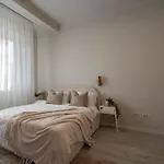 شقة Modern 2br - Balcony Views On Blvd Corneliu Coposu
