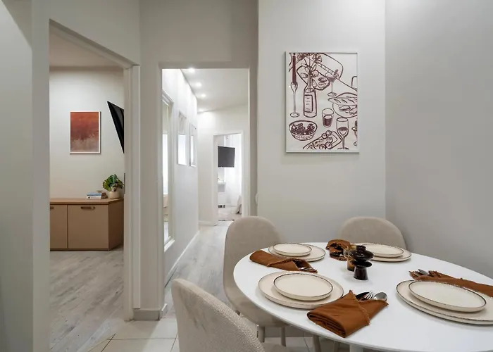 Modern 2br - Balcony Views On Blvd Corneliu Coposu *