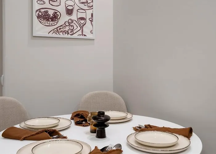 Modern 2br - Balcony Views On Blvd Corneliu Coposu * Bukareszt