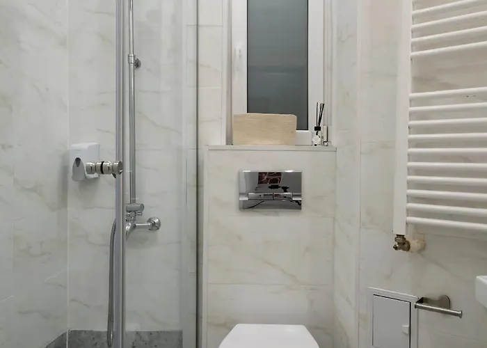 Modern 2br - Balcony Views On Blvd Corneliu Coposu Apartament *